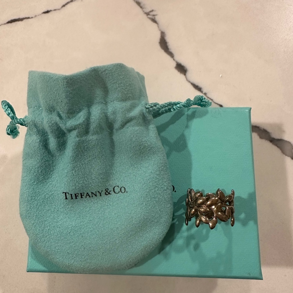 Tiffany & Co. Silver Paloma Picasso Olive Leaf Band Ring